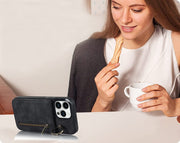 iPhoneケース iPhoneカバー スマホケース 携帯カバー スマホ ケース スマホリング クレジットカード入れ カードケース付き ファスナー RFID 傷防止 汚れ防止 耐衝撃 背面保護 15 16 17 Pro ProMax Plus シンプル 単色 カジュアル おしゃれ 黒 茶 青 ワイン 紫 ピンク オフホワイト