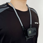 首掛け式マウント GoPro用 ゴープロ用 ストラップ付き 曲がる 首掛け 吊り下げ シンプル カメラ 持ち運び 撮影 ハンズフリー 手ぶら アウトドア お出かけシーン アクションカメラアクセサリー