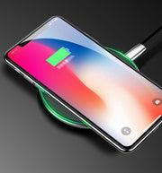 ワイヤレス充電器 スマホ充電器 急速充電 高速充電 置くだけ充電 最大10W ワイヤレスチャージ スマートフォン スマホ 薄型 スリム 携帯 iPhone Apple リチウム
