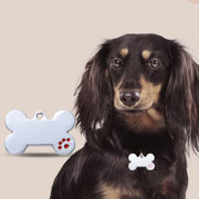 ペット用迷子札 名札 ネームタグ ドッグタグ キャットタグ ネームチャーム 犬 猫 ペットグッズ 首輪アクセサリー 軽量 骨型 ホネ型 迷子防止 シルバーカラー かわいい