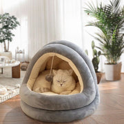 ペットベッド ペットハウス ドーム型 かまくら型 ペット用品 猫ベッド 犬ベッド 猫 ネコ 小型犬 猫用品 犬用品 寝床 寝具 マット クッション 中綿入り ボール付き 起毛素材 暖かい 柔らかい 防寒 あったか イヌ ネコ いぬ ねこ 無地 お洒落 ナチュラル シンプル
