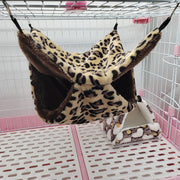 ハンモック 小動物用 ベッド 吊り下げ ハムスター モルモット 小動物 リス フェレット ネズミ モコモコ 起毛素材 暖かい 柔らかい ベッド 寝床 正方形 スクエア ハンギング ペット用品 ブランコ 揺れる ペットグッズ 四角形 ヒョウ柄 おしゃれ かわいい
