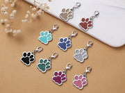 ペット用迷子札 名札 ネームタグ ネームチャーム 犬猫兼用 ドッグタグ キャットタグ 犬 猫 ペット用品 ペットグッズ 首輪アクセサリー 肉球型 迷子防止 ラメ かわいい キュート キラキラ おしゃれ カラバリ豊富 緑 金色 銀色 ローズ 赤 ピンク 青 黒