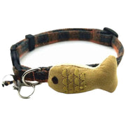猫用首輪 カラー ペット用品 ねこ ネコ セーフティーバックル 鈴付き チェック柄 魚 かわいい おしゃれ マスコット付き ペットグッズ
