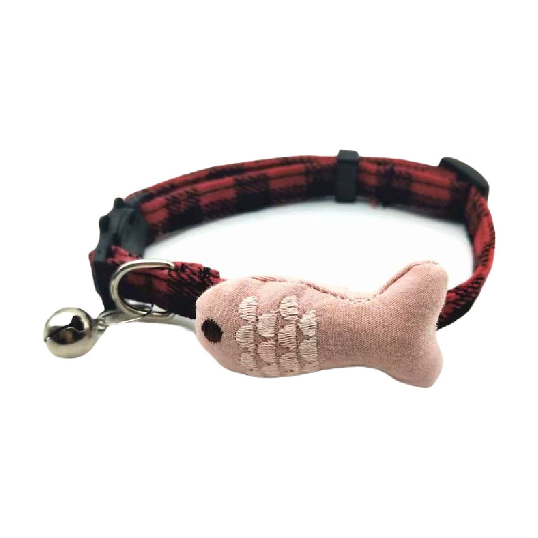 猫用首輪 カラー ペット用品 ねこ ネコ セーフティーバックル 鈴付き チェック柄 魚 かわいい おしゃれ マスコット付き ペットグッズ