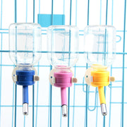 ペット用給水器 吸水ボトル ノズル式 150ml 犬 猫 ペット用品 引っかけ ケージ取り付け 水入れ 水飲み器 水分補給 ケア 容器 ドッグ キャット いぬ ねこ おしゃれ かわいい 簡単設置 取り外し可能