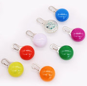 首輪用チャーム お散歩ライト LEDライト ペット用品 アクセサリー 犬 猫 お散歩グッズ LED 夜間 ボタン電池式 軽量 防水 安全対策 光る 便利 目立つ 迷子防止