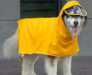ペット用レインコート ポンチョ型 ペットウェア ドッグウェア 犬用 雨具 フード付き シンプル かわいい イエロー お散歩 公園 お出かけ ペット服 犬の服 雨合羽 カッパ ペット用品