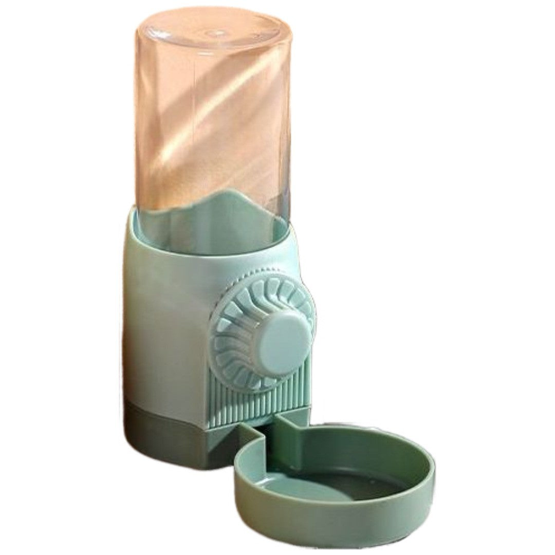 ペット用給水器 自動給水器 500ml 猫用 犬用 水入れ ゲージ取り付け可能 ペット用品 水飲み器 水分補給 取り付け簡単 ネコ用 イヌ用 お留守番