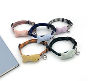 猫用首輪 カラー 鈴付き ネコ用 セーフティバックル 長さ調節可能 ペット用品 マスコット サカナ チェック柄 チョーカー 首飾り 可愛い おしゃれ ペットグッズ