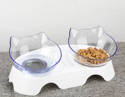 ネコ用食器 フードボール 猫 ネコ 犬 イヌ 小型犬 ドッグ キャット ペット用品 ペットグッズ エサ入れ 水入れ 15度 斜め 傾き 食べやすい クリアボウル 猫型 中身が見える 透明 かわいい キュート シンプル プラスチック ダブルボウル 白