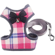 ハーネス リード セット ペット用品 猫 小型犬 中型犬 散歩 可愛い お洒落 メッシュ 通気性 胴輪 ベスト リボン チェック柄 サイズ調整 長さ調節可能 簡単装着 着脱簡単 胸当て 牽引ロープ お散歩紐 リーシュ 引きひも パイピング アジャスター 鈴付き カジュアル かわいい おしゃれ ねこ ネコ キャット CAT いぬ イヌ ドッグ DOG お出かけ