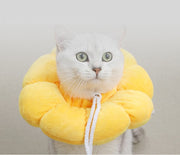 エリザベスカラー ペット用品 猫用 犬用 ドーナツ型 傷舐め防止 傷口保護 術後 ケア 介護 皮膚病 調節可能 柔らかい ソフト クッション ひまわり 花 フラワー かわいい おしゃれ 紐付き 引っ掻き防止 ネコ イヌ キャット ドッグ イエロー