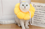 エリザベスカラー ペット用品 猫用 犬用 ドーナツ型 傷舐め防止 傷口保護 術後 ケア 介護 皮膚病 調節可能 柔らかい ソフト クッション ひまわり 花 フラワー かわいい おしゃれ 紐付き 引っ掻き防止 ネコ イヌ キャット ドッグ イエロー