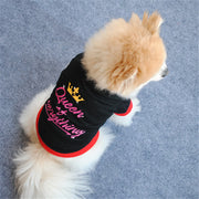 ペット服 Tシャツ 犬 猫 半袖 プルオーバー ドッグウエア キャットウエア 英字 プリント 王冠 ティアラ 春夏 お散歩 お出掛け レタードT バイカラー 犬用品 猫用品 ペットグッズ ブラック 黒