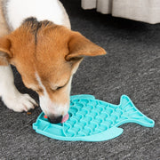 フードボウル 早食い防止 ペット用食器 犬用食器 犬用 猫用 シリコン エサ入れ 餌入れ 容器 丸飲み防止 早食い 丸飲み 予防 ペットグッズ サカナ イルカ カニ 肉球 可愛い キュート 犬 猫 食事 ごはん わんちゃん ねこちゃん ペット用品