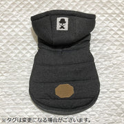 ドッグウェア 犬服 ベスト ジャケット パーカー ダウン風 中綿 裏起毛 ペット 小型犬 中型犬 猫 洋服 防寒 暖かい 秋冬 保温 厚手 もこもこ あったか フード付き 袖なし ノースリーブ スナップボタン 前開き ロゴ シンプル カジュアル おしゃれ お洒落 いぬ イヌ DOG ねこ ネコ キャット CAT ギフト 贈り物 お散歩 お出かけ 春 S M L XL 2XL