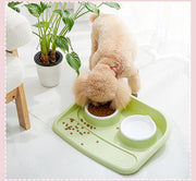 ペット用食器 フードボウル ウォーターボウル 2個セット ダブル 犬用 猫用 ペット用品 お食事グッズ エサ入れ 水入れ 台 お盆 トレイ付き えさ置き 水飲み容器 餌 2カップ 2皿 2in1 イヌ いぬ ネコ ねこ キャット