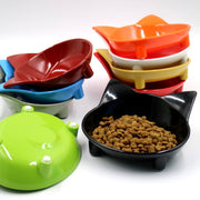 フードボウル 猫用食器 犬用食器 ウォーターボウル 食器 ネコ型 ネコ形 斜め 傾斜 滑り止め 猫 犬 餌入れ エサ入れ 容器 シンプル お洒落 可愛い 犬用品 猫用品 ペット用品 ペットグッズ イヌ ネコ いぬ ねこ