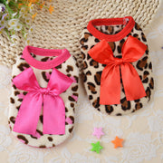 ペットウェア ドッグウェア ベスト 起毛 ボア フリース ビッグリボン 犬 猫 キャットウェア 小型犬 ペット用品 暖かい ポカポカ 袖なし プルオーバー 防寒 かわいい ヒョウ キュート 袖なし お散歩 イヌ ネコ