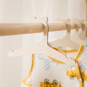 ペットハンガー 10本セット ペット用品 ペット用ハンガー 犬用ハンガー 木製 犬服用 キッズ 子ども 子供服 赤ちゃん ベビー用 ペットウェアハンガー 犬服 猫服 小型犬 かわいい おしゃれ ペット ハンガー ペット服 収納 くぼみ
