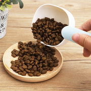 フードスプーン フードスコップ クリップ付き ペットグッズ ペット用品 犬 猫 便利 エサやり 餌入れ フードストッカー 給餌 便利 バイカラー シンプル シャベル おしゃれ かわいい