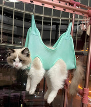 グルーミングハンモック 吊り下げ ペット用品 猫用 犬用 フック付き メッシュ 通気性 暴れ防止 自宅ケア シャンプー 爪切り 歯磨き 耳掃除 お手入れ トリミング用品 ペット美容 簡単 多用途 シンプル 便利