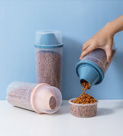 ペット用フードストッカー 犬用 猫用 餌入れ 保存容器 エサ保管 貯蔵 密閉 イヌ ネコ 大容量 1000ml 1500ml 入れやすい 取りやすい 半透明 シンプル 青 ピンク