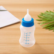 哺乳器 ペット用哺乳瓶 子犬 子猫 目盛り付き おしゃぶり付き ミルクフィーダー ミルクボトル 授乳 哺乳期 吸水 ペット用品 ペットグッズ ペット用介護用品 投薬 小動物 洗浄ブラシ付き 水分補給 栄養補給 替え乳首 ケア用品 お世話用品 イヌ ネコ 青 ピンク 黄 緑