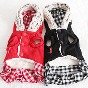 ドッグウエア ペットウエア ワンピース ボア フード付き リボン 犬の服 犬服 猫服 スナップボタン 防寒 あったか チェック柄 前開き カジュアル かわいい おしゃれ ドッキングワンピース 袖なし 犬用 小型犬 中型犬 秋 冬 ペット用品 お出かけ お散歩 ペットグッズ ワンちゃん XS S M L XL