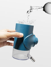 ペット用給水器 給水ボトル ノズル付き ウォーターボトル 犬用 猫用 ペット用品 500ml 700ml 取り付け式 水入れ 水飲み器 ケージ取り付け 水分補給 ペットグッズ いぬ イヌ ねこ ネコ