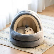 ペットベッド ペットハウス ドーム型 かまくら型 猫ベッド 犬ベッド 猫用品 犬用品 ペット用品 寝床 寝具 マット クッション 中綿入り ボール付き 起毛素材 暖かい 柔らかい 防寒 イヌ ネコ いぬ ねこ おしゃれ 無地 グレー