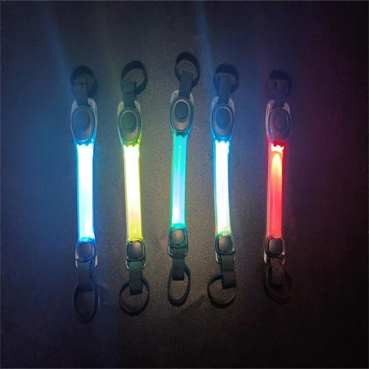 ペット用アクセサリー LEDライト 1本 シリコンバンド ストラップ ベルト 商品画像5