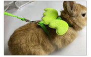 ハーネス リード 2点セット 猫用 犬用 小型犬 ウサギ用 ペット用品 胴輪 散歩紐 リーシュ 天使の羽 エンジェル 可愛い おしゃれ バックル おでかけ 外出 お散歩グッズ ペットグッズ ねこ ネコ
