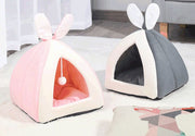 猫用ベッド キャットハウス ペット用品 ねこグッズ テント型 クッション 耳付き おもちゃ付き 室内用 三角 かわいい シンプル 置き型