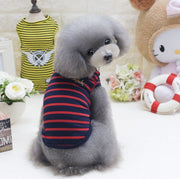 ペットウェア ドッグウェア 犬の服 猫の服 タンクトップ 袖なし ボーダー 英字ロゴ ペット用品 犬用 猫用 洋服 プルオーバー ワンポイント刺繍 散歩 外出 お出掛け 汚れ対策 カジュアル おしゃれ いぬ ねこ S M L XL 2XL