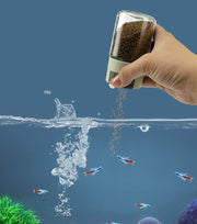 エサボトル エサケース 給餌ケース 給餌ボトル エサやり 餌やり 魚 熱帯魚 金魚 観賞魚 ペット用 130ml 詰め替え クリア 透明