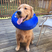 エリザベスカラー XS S M 浮き輪タイプ 小型犬 中型犬 猫 ペット用品 柔らかい ソフト 軽量 布製 傷舐め 引っ掻き防止 傷口保護 噛み 引っかき 手術後のケア 怪我 ケガ 介護 視界確保 術後ウェア クッション 首枕 まくら エリカラ ドーナツ型 フリース プロテクター マジック テープ サイズ調節可能 空気入れ 無地 シンプル いぬ イヌ ドッグ ねこ ネコ キャット