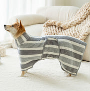 ペット用タオル バスタオル 犬用 猫用 バスローブ ボディタオル ケープタオル トリミング シャンプー お手入れグッズ 前開き スナップボタン 面ファスナー ペット用品 ペットグッズ しましま 単色 無地 もこもこ 吸水 速乾 小型犬 中型犬 かわいい 便利グッズ キュート おしゃれ シンプル 灰 白