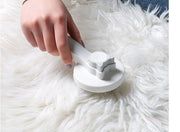 スリッカーブラシ 猫用 犬用 ネコ イヌ プッシュ ワンタッチ ペット用品 ペットグッズ グルーミング用品 お手入れ ブラシ コーム 抜け毛取り 毛玉取り ソフト 柔らか素材 グルーミング 水洗い 防水 便利 簡単 シンプル