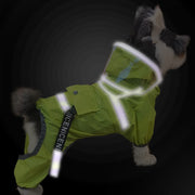 ペット用レインコート ペット用雨合羽 ツナギ 小型犬 中型犬 イヌ 猫 ネコ ペットグッズ ペット服 ペットウェア 犬服 犬用アウター 長袖 フード付き ロゴ 反射素材 反光素材 ブルー イエロー ピンク シンプル カジュアル かわいい キュート