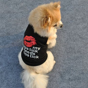 ドッグウェア ペットウエア タンクトップ ノースリーブ 袖なし カットソー ペット用 犬用 猫用 犬の服 洋服 リップ キスマーク 唇 英字プリント おしゃれ 可愛い かわいい ドッグウエア 小型犬 イヌ用 いぬ用 ネコ用 ねこ用 XS S M L アルファベット 黒 ブラック