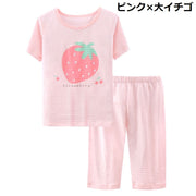 ルームウェア 部屋着 パジャマ セットアップ 上下2点 キッズ 女の子 子供服 半袖 半ズボン 可愛い イチゴ柄 薄手 春夏 寝巻き 寝間着 ナイトウェア トップス Tシャツ プルオーバー ボトムス ハーフパンツ ショートパンツ 短パン 通気性 吸汗 ラウンドネック 丸首 ウエストゴム リボン プリント ロゴ かわいい おしゃれ 子ども こども ジュニア ベビー 幼児 女児 秋