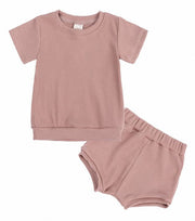 セットアップ 上下セット 2点セット キッズ ベビー 子供服 半袖 カットソー ショートパンツ 短パン 無地 シンプル パジャマ ルームウェア 寝間着 寝巻き カジュアル リブ ラウンドネック ウエストゴム プルオーバー トップス ボトムス 赤ちゃん 女の子 男の子 ガールズ ボーイズ 男児 女児 男女兼用 80cm 90cm 100cm 110cm 120cm