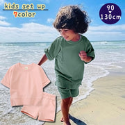 セットアップ 上下2点セット 半袖トップス 短パン スウェット ラウンドネック 子供服 キッズ 男の子 女の子 おしゃれ かわいい シンプル ショートパンツ サイドスリット カジュアル 通園 通学 ルームウェア パジャマ 遊び着 普段着