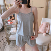 キャミソール ショートパンツ 上下セット 2点セット インナー ルームウェア 部屋着 レディース 女性用 短パン 無地 シンプル おしゃれ カジュアル 可愛い ナイトウェア パジャマ 寝巻き 寝間着 リラックス 大きいサイズあり 婦人用