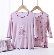 ルームウェア 部屋着 パジャマ セットアップ 上下2点 キッズ 女の子 子供服 半袖 半ズボン 可愛い ウサギ柄 薄手 春夏 寝巻き 寝間着 ナイトウェア トップス Tシャツ プルオーバー ボトムス ハーフパンツ ショートパンツ 短パン 通気性 吸汗 ラウンドネック 丸首 ウエストゴム メロウフリル プリント ロゴ かわいい おしゃれ 子ども こども ジュニア 幼児 女児 秋
