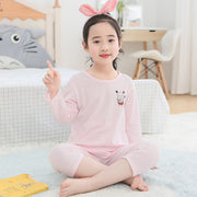 パジャマ ルームウェア セットアップ 上下セット キッズ ジュニア 女の子 男の子 ペアルック おそろい ユニセックス トップス ボトムス 長袖 丸首 ラウンドネック クルーネック 薄手 総柄 恐竜 プリント グリーン ピンク シンプル カジュアル かわいい キュート 春 夏