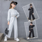 セットアップ 上下 子供服 長袖トレーナー ショート丈 ワイドパンツ 長ズボン キッズ 女の子 スウェット ゆったり カジュアル 部屋着 ルームウェア トップス プルオーバー ボトムス ロングパンツ ガウチョパンツ スカンツ スカーチョ 9分丈 丸首 ウエストゴム ポケット 無地 シンプル おしゃれ ストリート ヒップホップ ダンス 子ども こども ジュニア 幼児 男の子 春秋