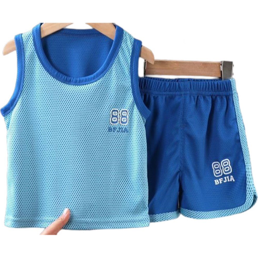 セットアップ 上下セット タンクトップ ハーフパンツ キッズ ジュニア ベビー 男の子 女の子 子供服 トップス ボトムス ノースリーブ 袖なし ラウンドネック 丸首 半ズボン メッシュ ウエストゴム ロゴ 英字 グレー ブルー カジュアル シンプル おしゃれ かわいい かっこいい スポーツ 運動 普段着 グリーン オレンジ